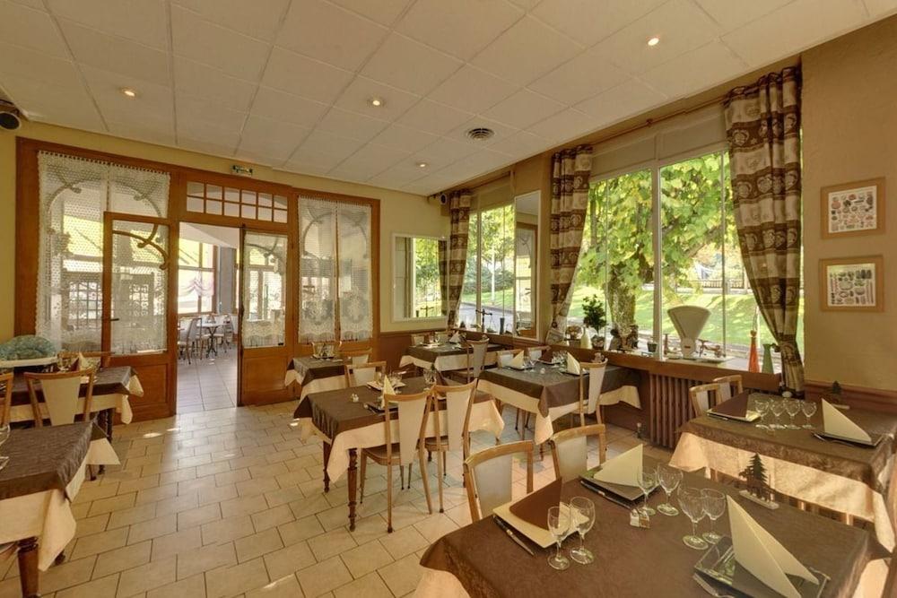 Hotel Au Val Dore La Bourboule Kültér fotó