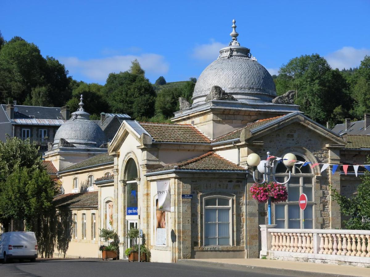 Hotel Au Val Dore La Bourboule Kültér fotó